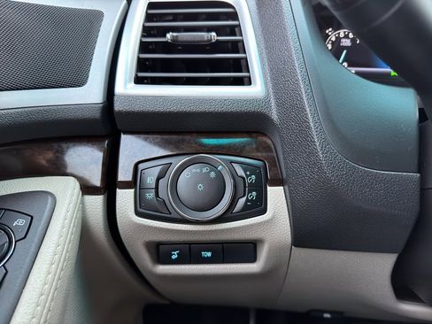 Used 2015 Ford Explorer Limited w/ Equipment Group 301A image 19