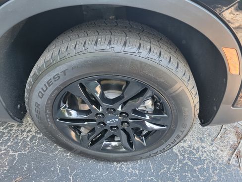 Certified 2021 Chevrolet Blazer LT w/ Sound & Technology Package FWD image 38