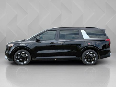 New 2026 Kia Carnival EX FWD image 8