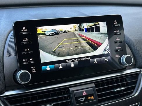 Certified 2022 Honda Accord Touring image 21