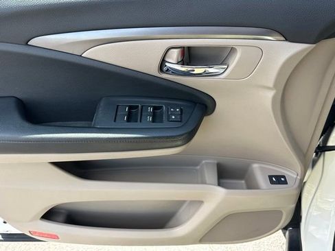 Used 2016 Honda Pilot EX-L image 19