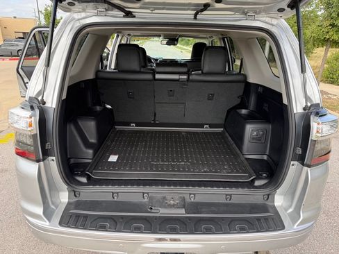 Used 2023 Toyota 4Runner Limited AWD/4WD image 28