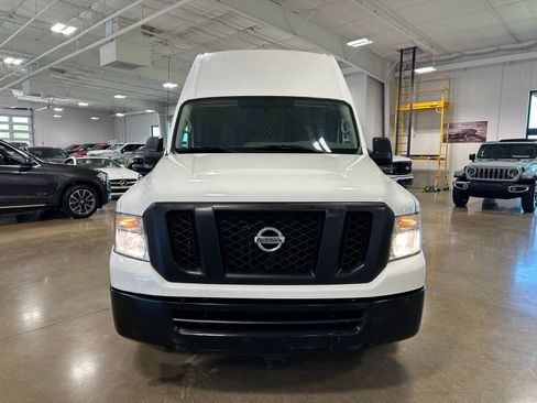 Used 2019 Nissan NV 2500 SV RWD image 2
