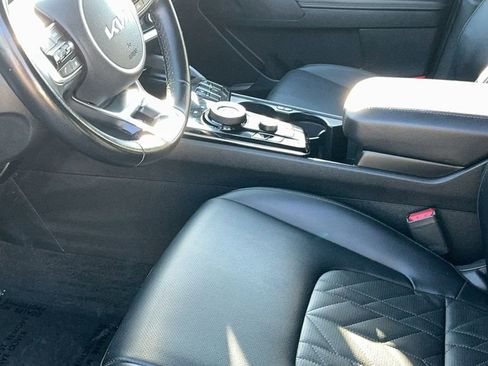 Used 2023 Kia Sportage X-Line image 11