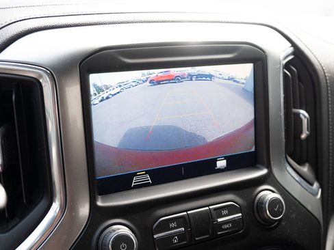 Used 2021 Chevrolet Silverado 1500 LT Trail Boss w/ Bed Protection Package AWD/4WD image 4