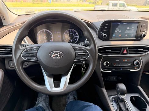 Used 2019 Hyundai Santa Fe SE AWD/4WD image 16