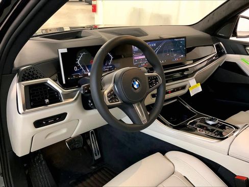New 2026 BMW X5 xDrive40i image 8