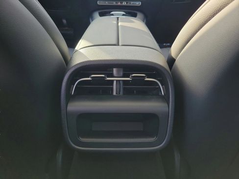 New 2026 Mercedes-Benz E 350 Sedan image 8