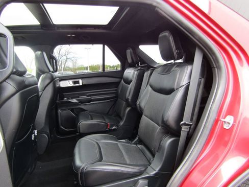 Used 2020 Ford Explorer ST w/ ST Street Pack AWD/4WD image 18