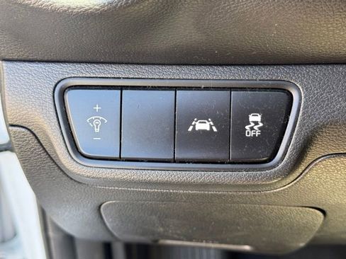 Certified 2021 Kia Forte LXS FWD image 23