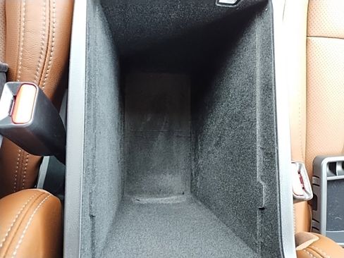 Certified 2025 Subaru Ascent Touring image 34