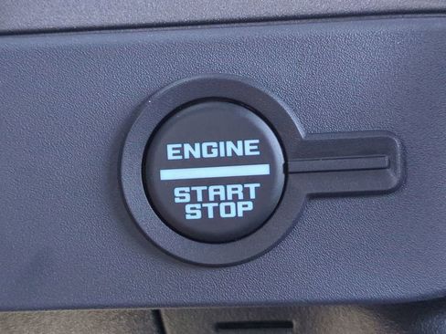 New 2025 Ford Bronco 4-Door image 30