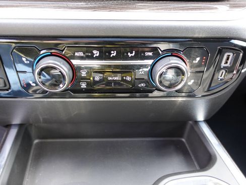 Used 2022 Chevrolet Silverado 1500 LT Trail Boss image 54