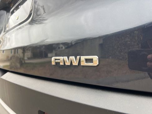 Used 2019 GMC Acadia SLE image 10