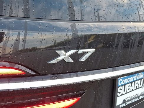 Used 2023 BMW X7 xDrive40i w/ M Sport Package image 32