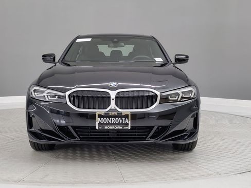 New 2026 BMW 330i 330i w/ Convenience Package image 4