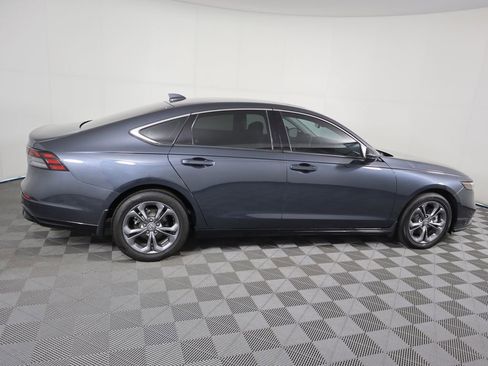 Certified 2024 Honda Accord EX-L image 4