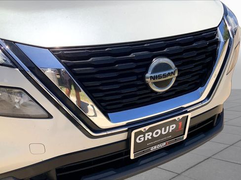 Used 2021 Nissan Rogue SV FWD image 36