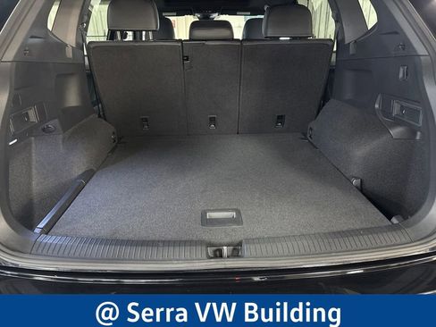 Certified 2024 Volkswagen Tiguan SE R-Line image 30