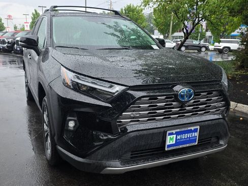 Used 2024 Toyota RAV4 Limited w/ Advanced Technology Package AWD/4WD image 9