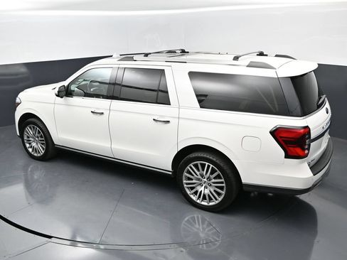 Used 2022 Ford Expedition Max Limited AWD/4WD image 32