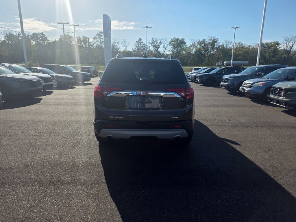 Used 2019 GMC Acadia SLE w/ Driver Alert Package I AWD/4WD image 4