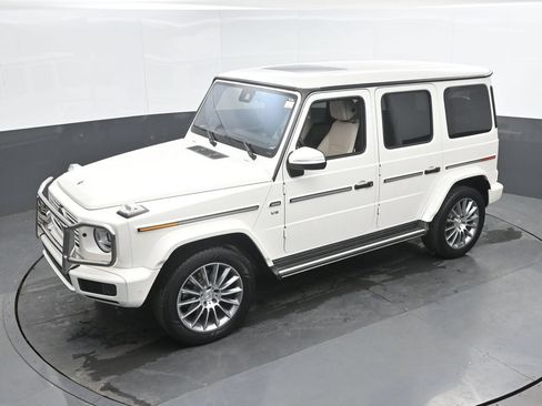 Used 2021 Mercedes-Benz G 550 image 38