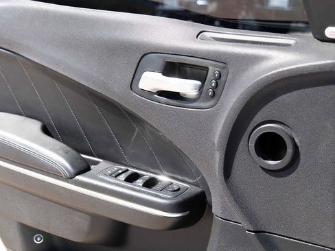 Used 2017 Dodge Charger R/T Scat Pack image 21