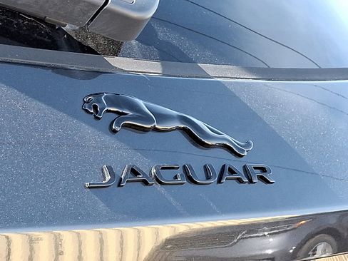 Used 2026 Jaguar F-PACE R-Dynamic S AWD/4WD image 21