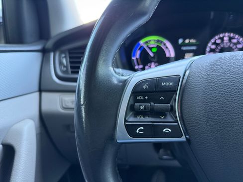Used 2019 Hyundai Sonata SE FWD image 19