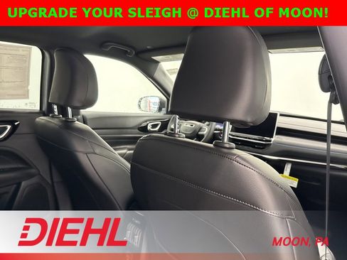 New 2026 Jeep Compass Limited image 13