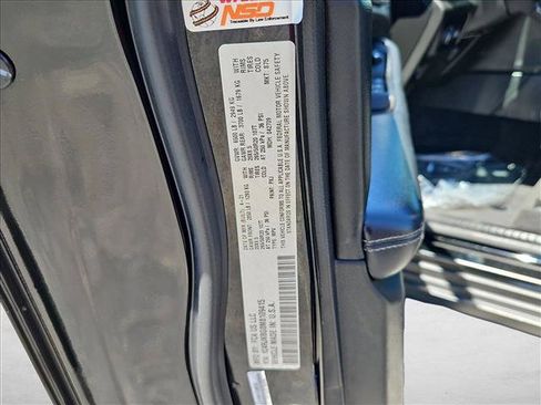 Used 2021 Jeep Grand Cherokee L Limited AWD/4WD image 27