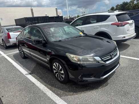 Used 2015 Honda Accord Hybrid Sedan image 2