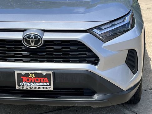 Used 2024 Toyota RAV4 XLE FWD image 8
