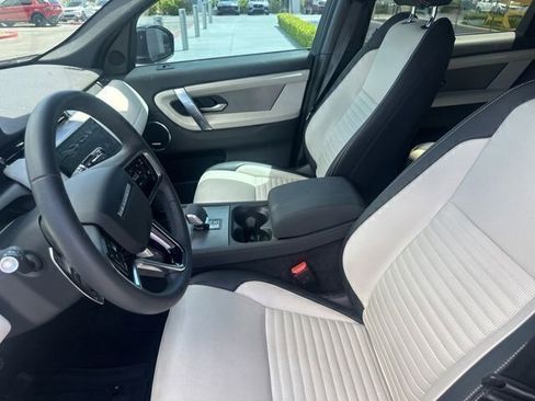 Used 2024 Land Rover Discovery Sport Dynamic SE AWD/4WD image 9