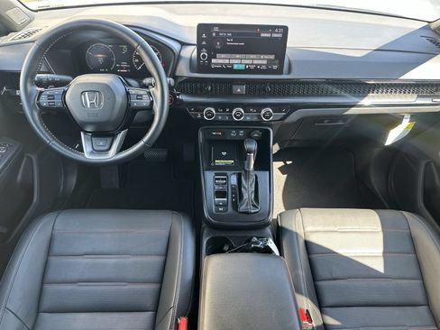 Used 2025 Honda CR-V Sport Touring image 18