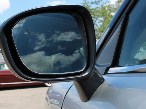 Used 2022 Mitsubishi Outlander SE image 8