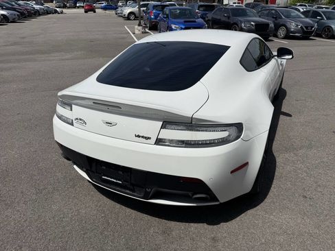 Used 2014 Aston Martin V8 Vantage Coupe RWD image 8