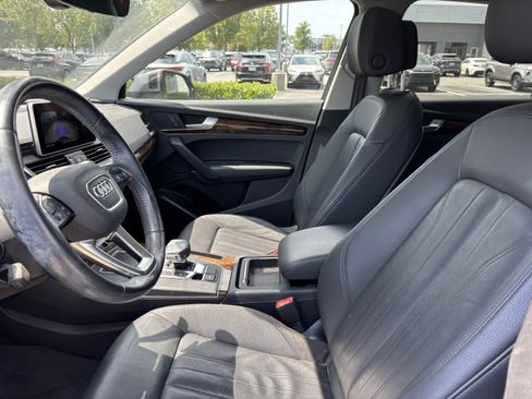 Used 2018 Audi Q5 2.0T Premium Plus w/ Premium Plus Package AWD/4WD image 17