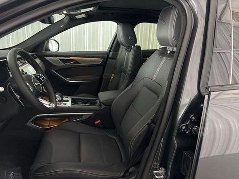 Used 2025 Jaguar F-PACE R-Dynamic S image 12