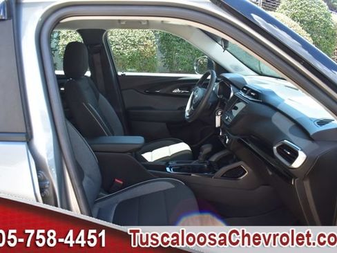 Used 2023 Chevrolet TrailBlazer LS FWD image 23