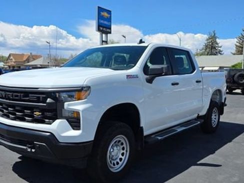 Used 2024 Chevrolet Silverado 1500 W/T w/ Z71 Off-Road Package AWD/4WD image 3