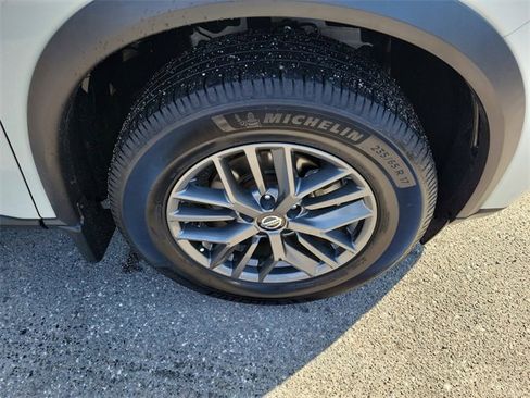 Used 2021 Nissan Rogue S image 5