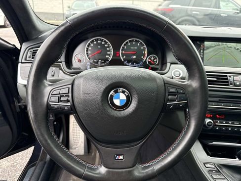 Used 2013 BMW M5 RWD image 20