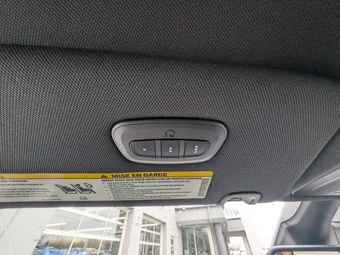 New 2026 Chrysler Pacifica Select FWD image 38