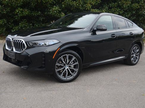 Used 2025 BMW X6 xDrive40i image 10