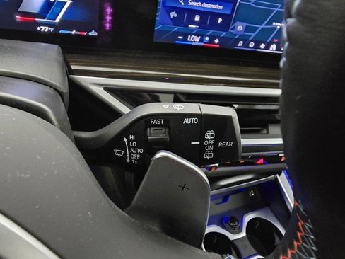 Certified 2024 BMW X7 M60i w/ Executive Package image 24