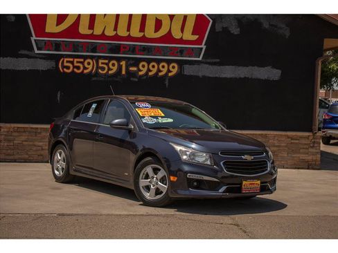 Used 2016 Chevrolet Cruze LT FWD image 5