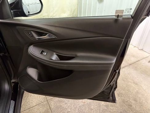 Used 2023 Buick Encore GX Select AWD/4WD image 32