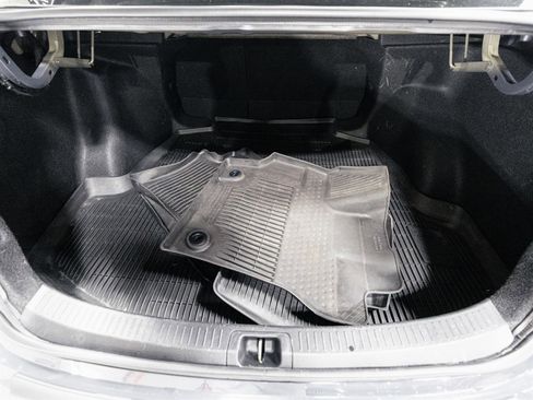 Certified 2023 Toyota Corolla LE image 10